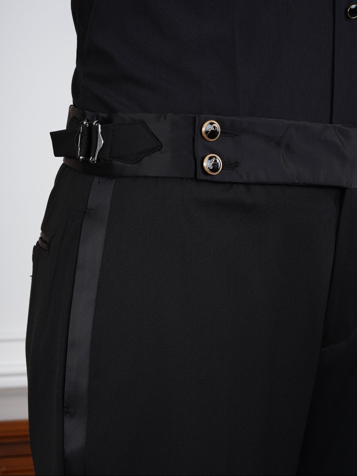 The Casablanca – White Double-Breasted Tuxedo Set with Black Satin Accents