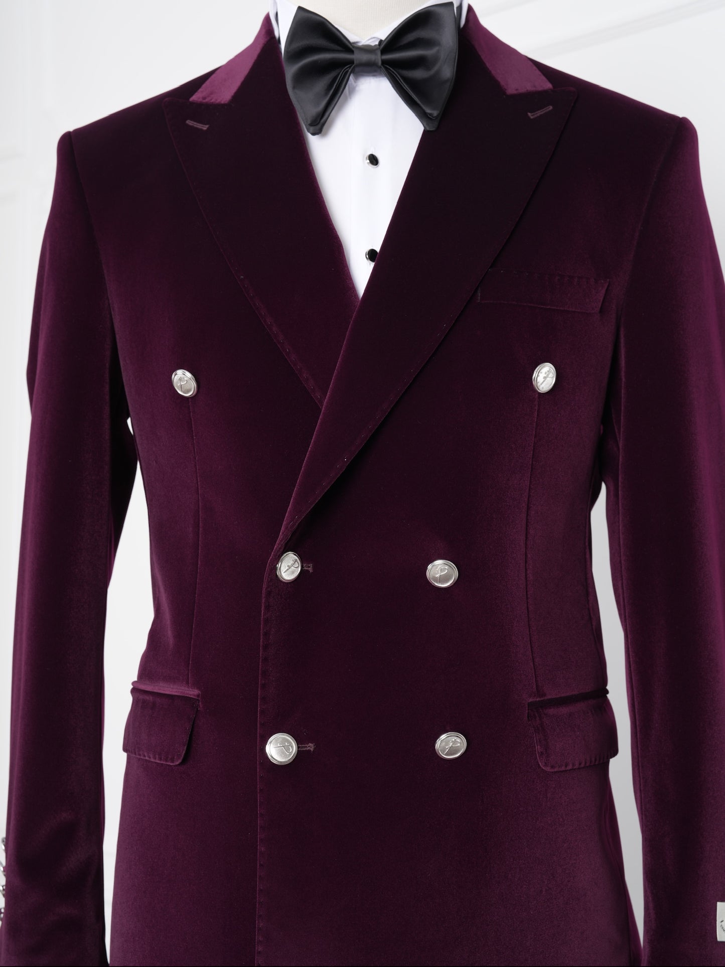 The Bordeaux – Wine Velvet Party Tuxedo for Men | Double-Breasted Suit with Signature Buttons