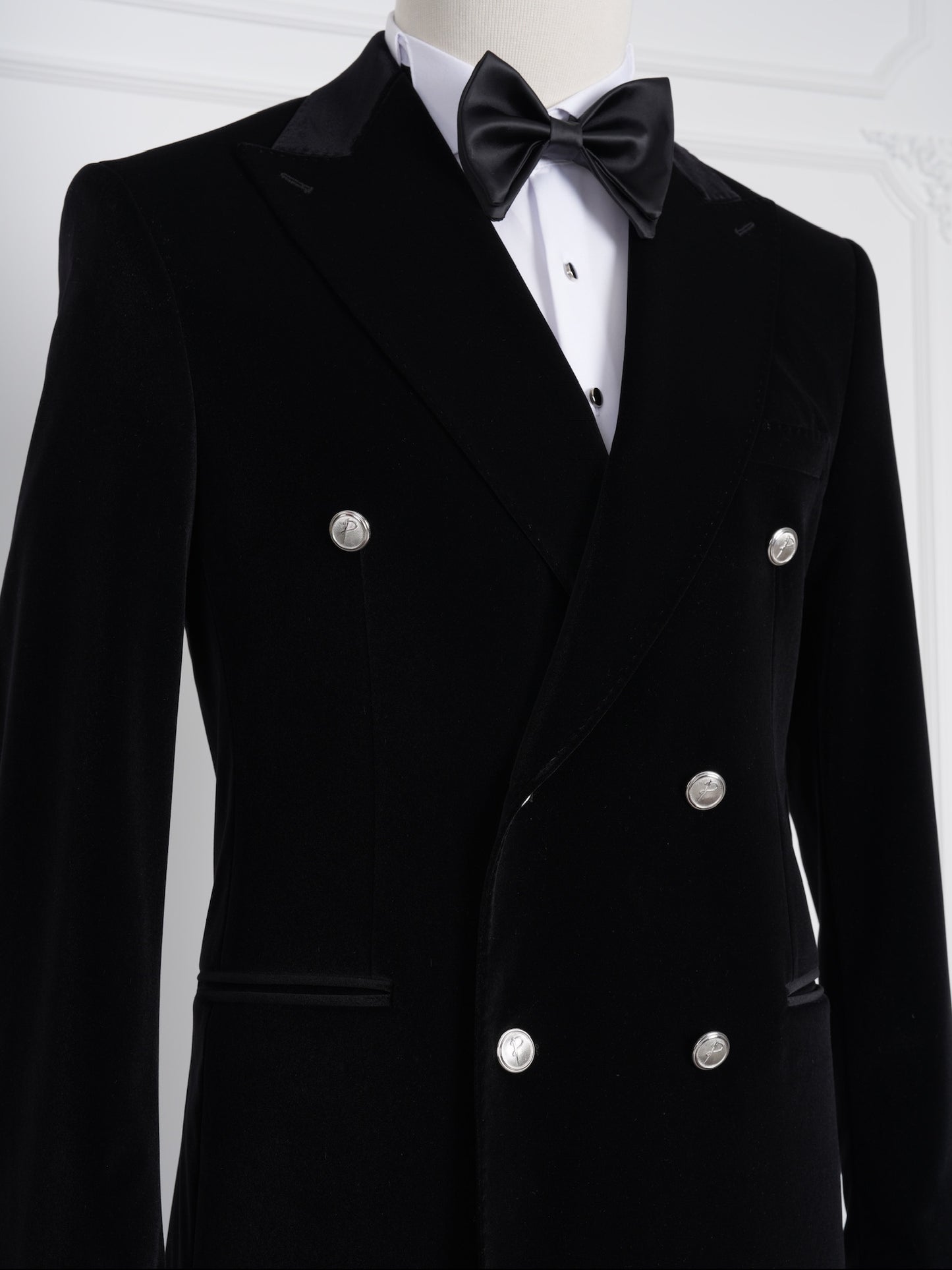 The Noire – Black Velvet Double-Breasted Tuxedo Wide Lapel | Elegant Party Suit for Men