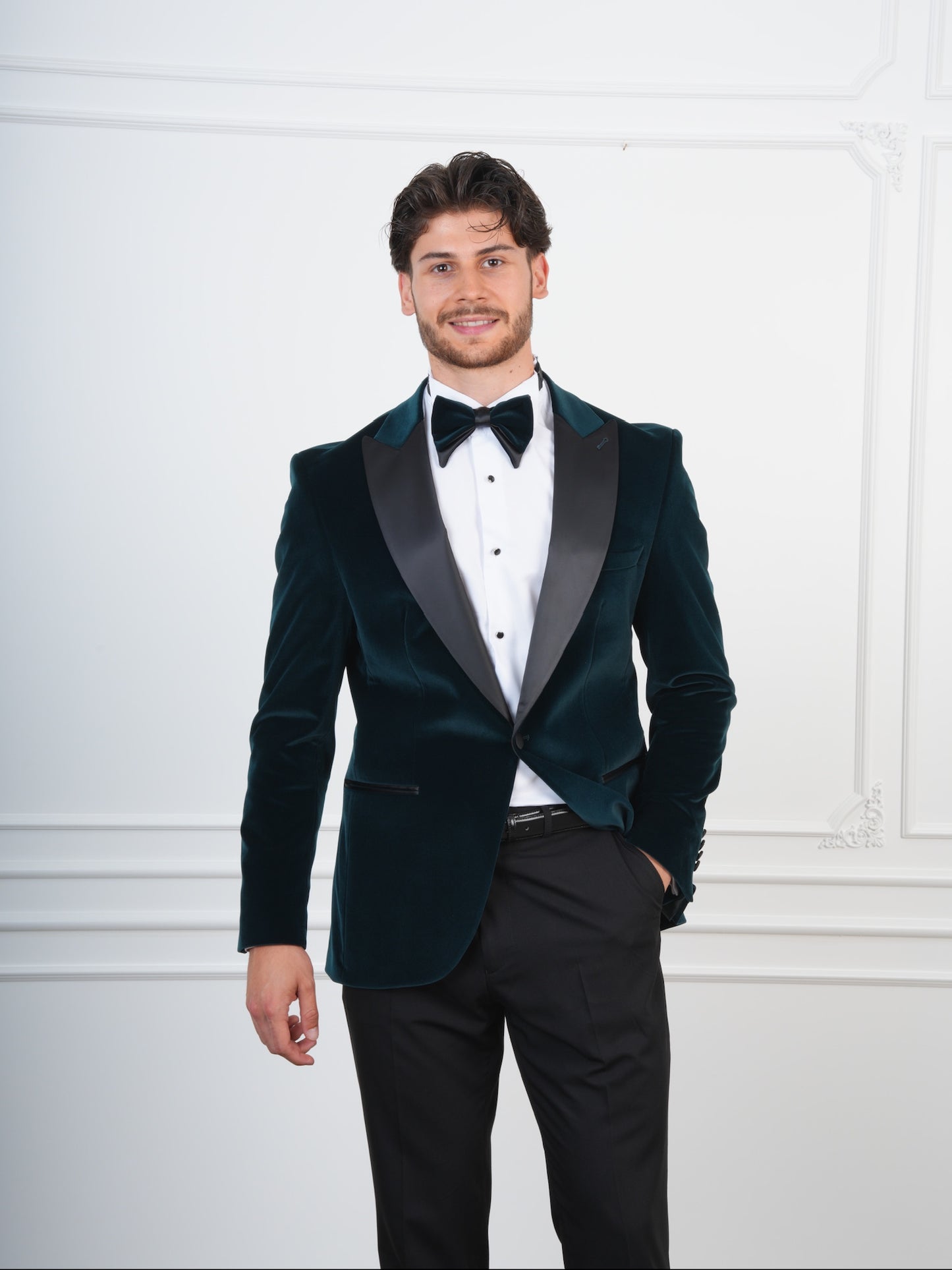 The Evergreen Tide – Ocean Green Velvet Tuxedo with Black Satin Lapel & Bow Tie, Party Suit for Men (Copy)