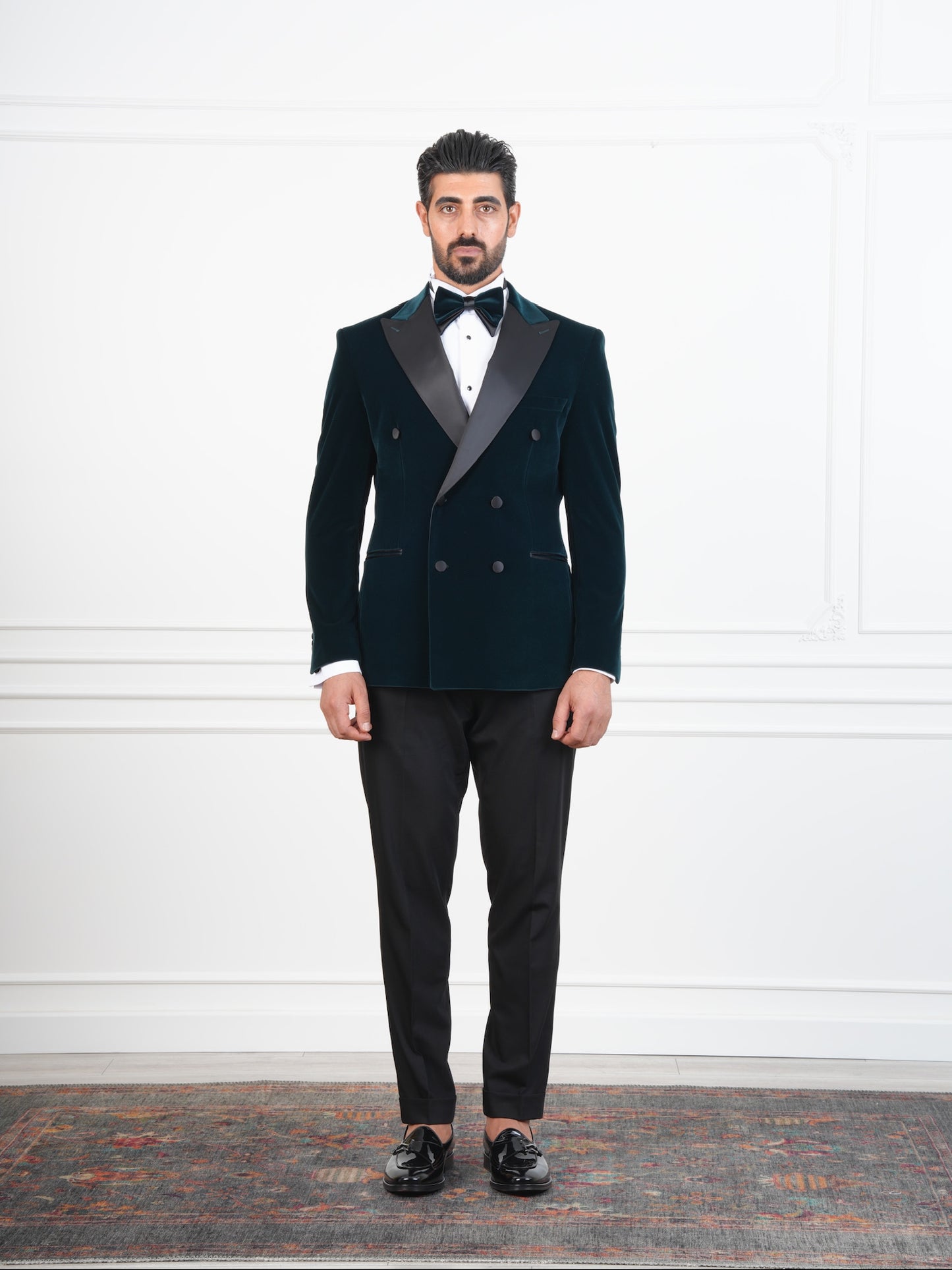 The Viridian – Ocean Green Velvet Double-Breasted Tuxedo with Satin Lapel and Bow Tie