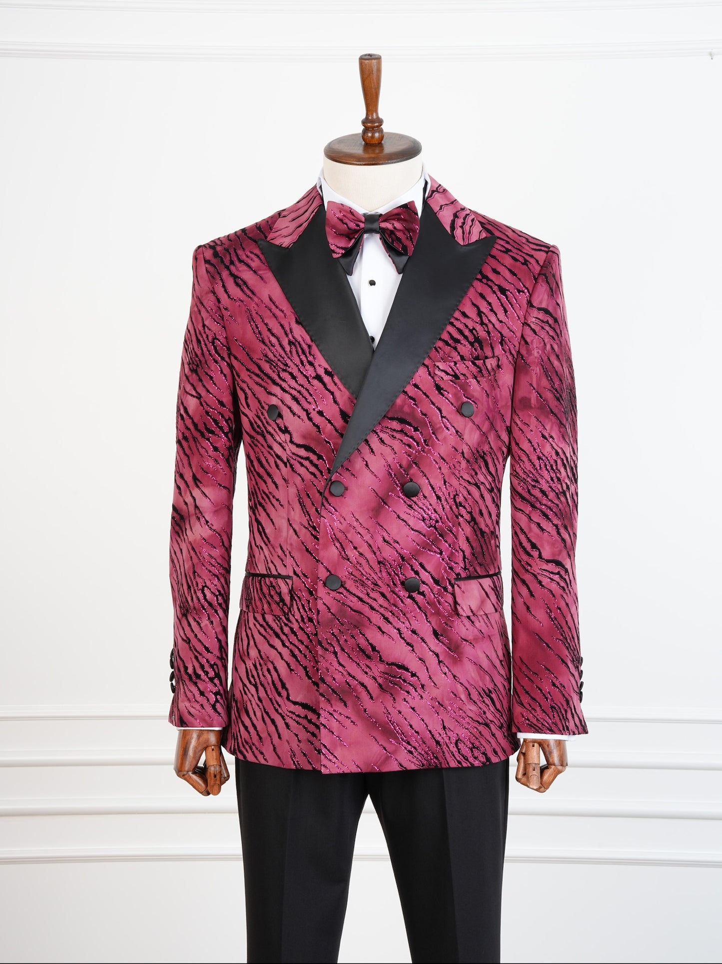 The Crimson Stride – Double Breasted Tuxedo with Tiger Pattern for Bold Occasions
