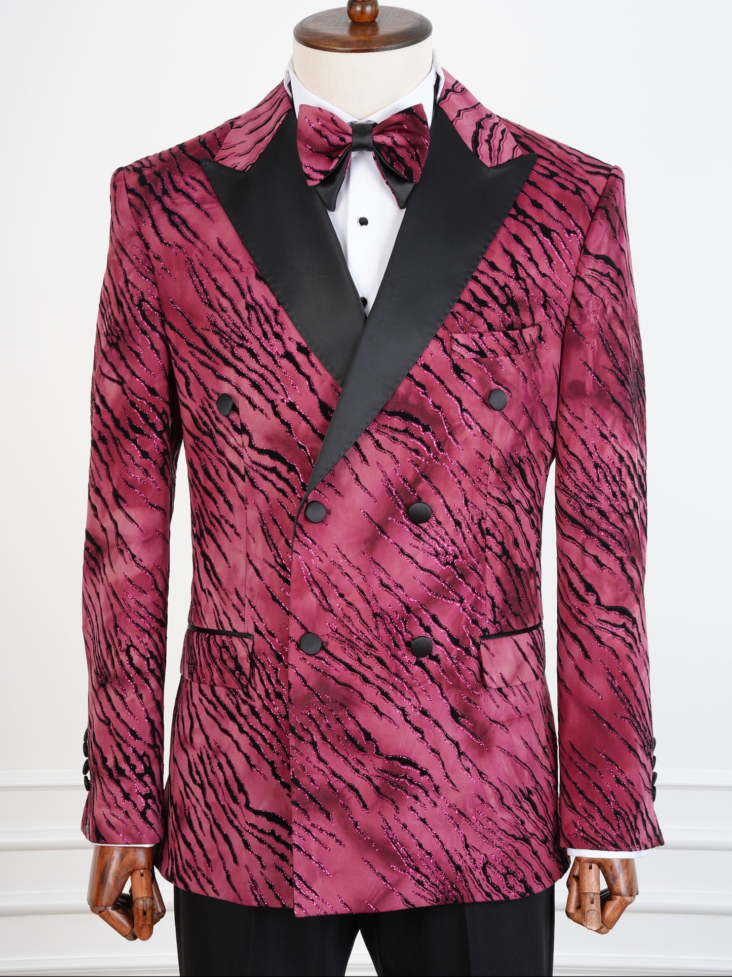 The Crimson Stride – Double Breasted Tuxedo with Tiger Pattern for Bold Occasions
