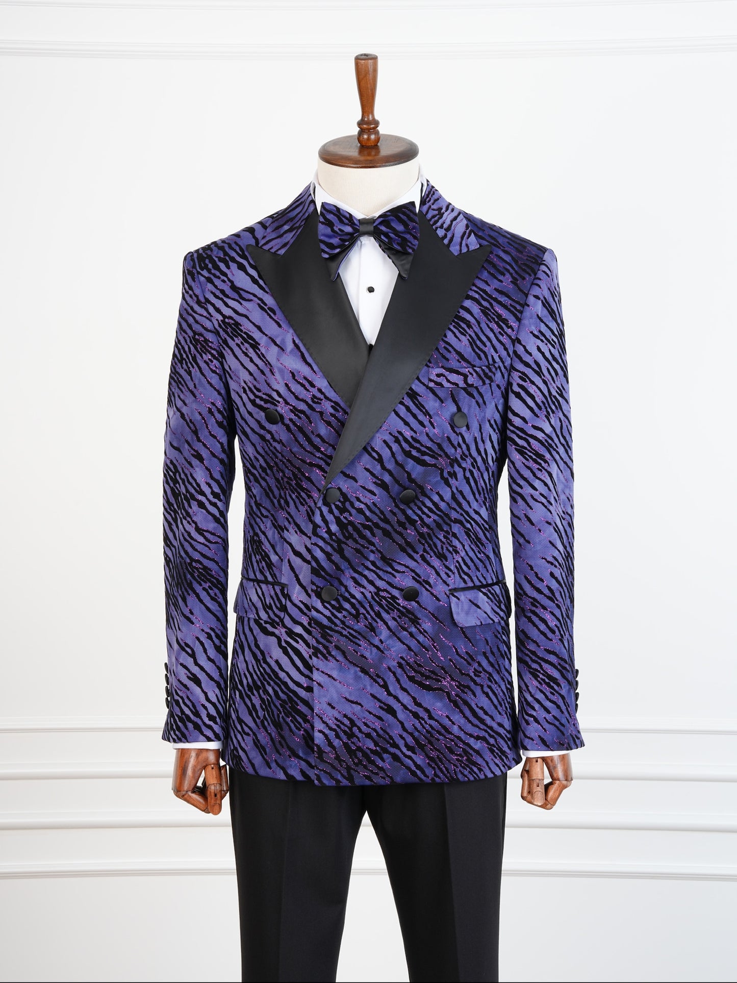 The Amethyst Roar Double-Breasted Tuxedo – Bold Purple Animal Print Suit for Gala Nights & Luxury Weddings