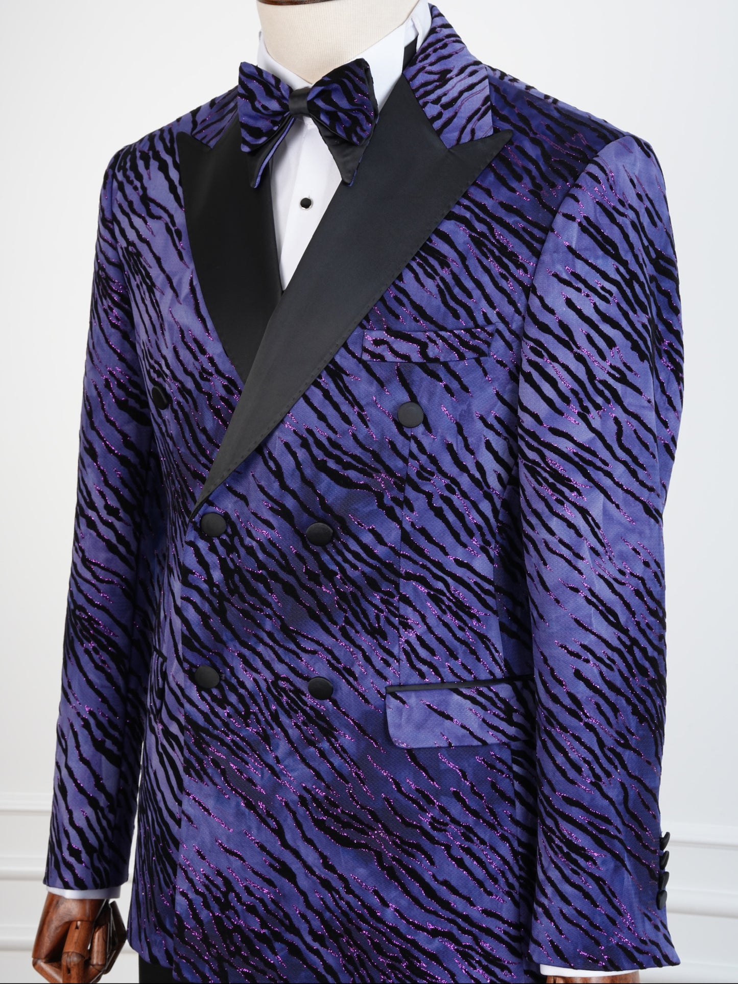 The Amethyst Roar Double-Breasted Tuxedo – Bold Purple Animal Print Suit for Gala Nights & Luxury Weddings