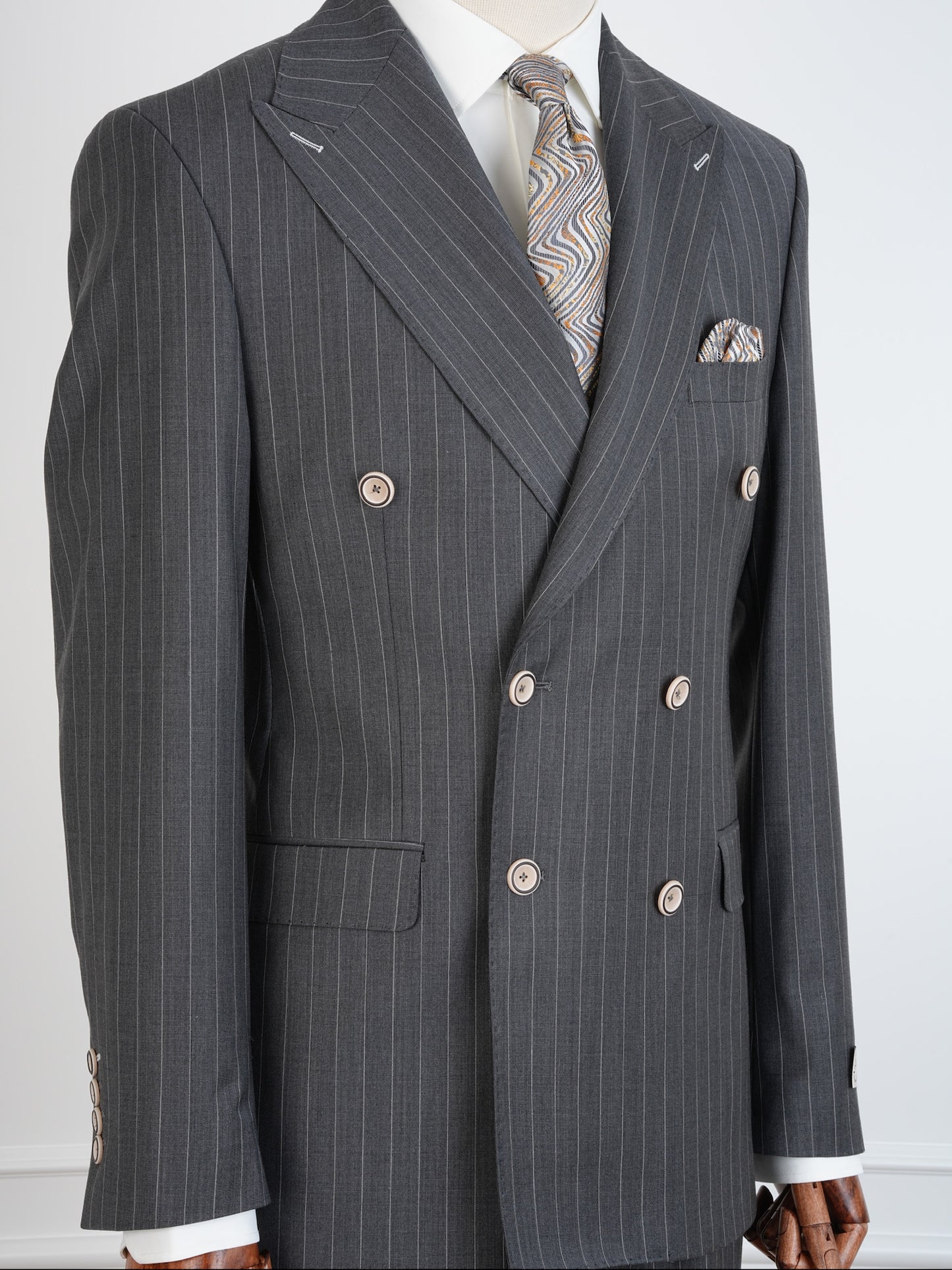 Parez Grey Wool Pinstripe Suit – Double Breasted Slim Fit Business Set