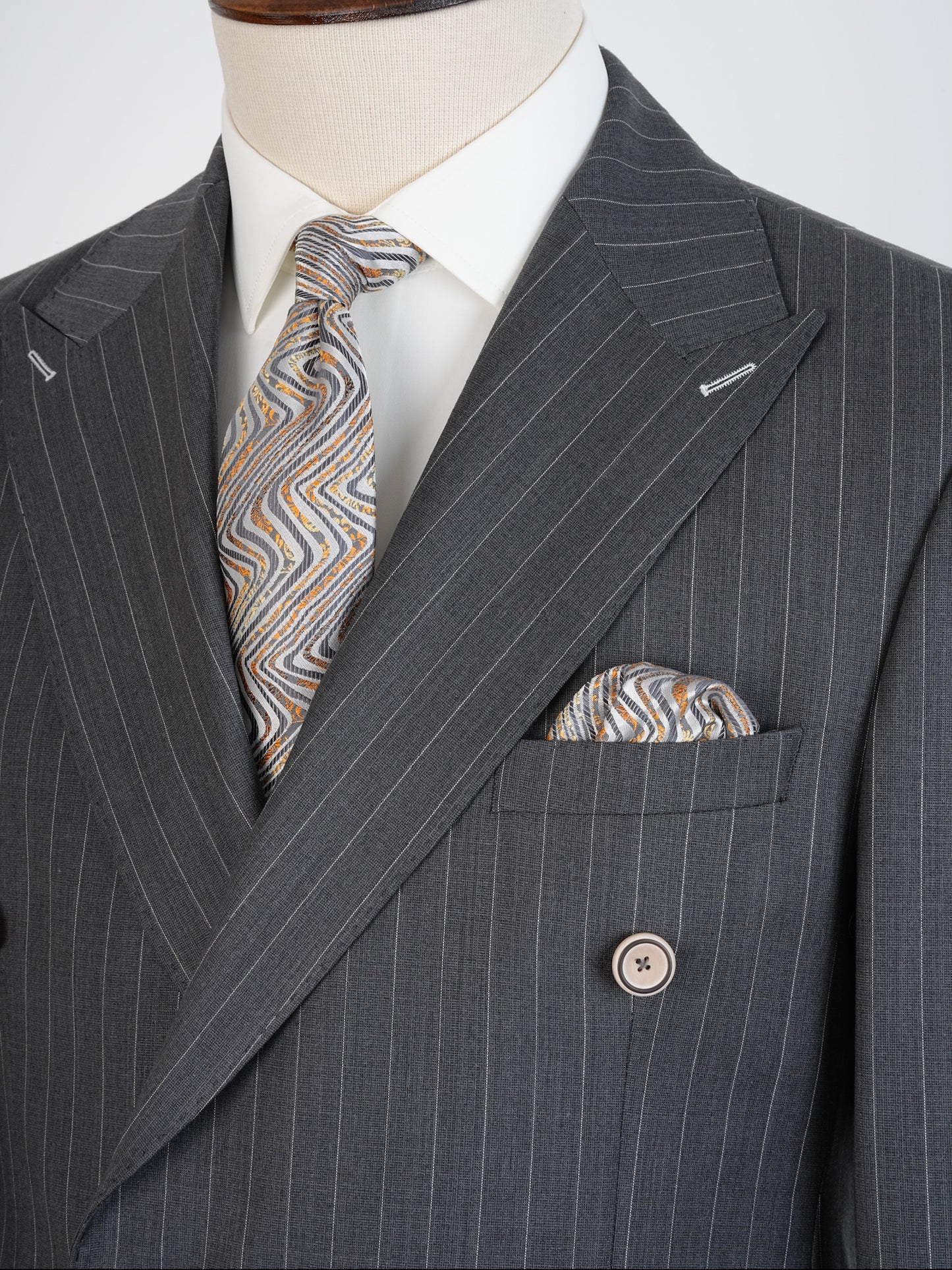 Parez Grey Wool Pinstripe Suit – Double Breasted Slim Fit Business Set