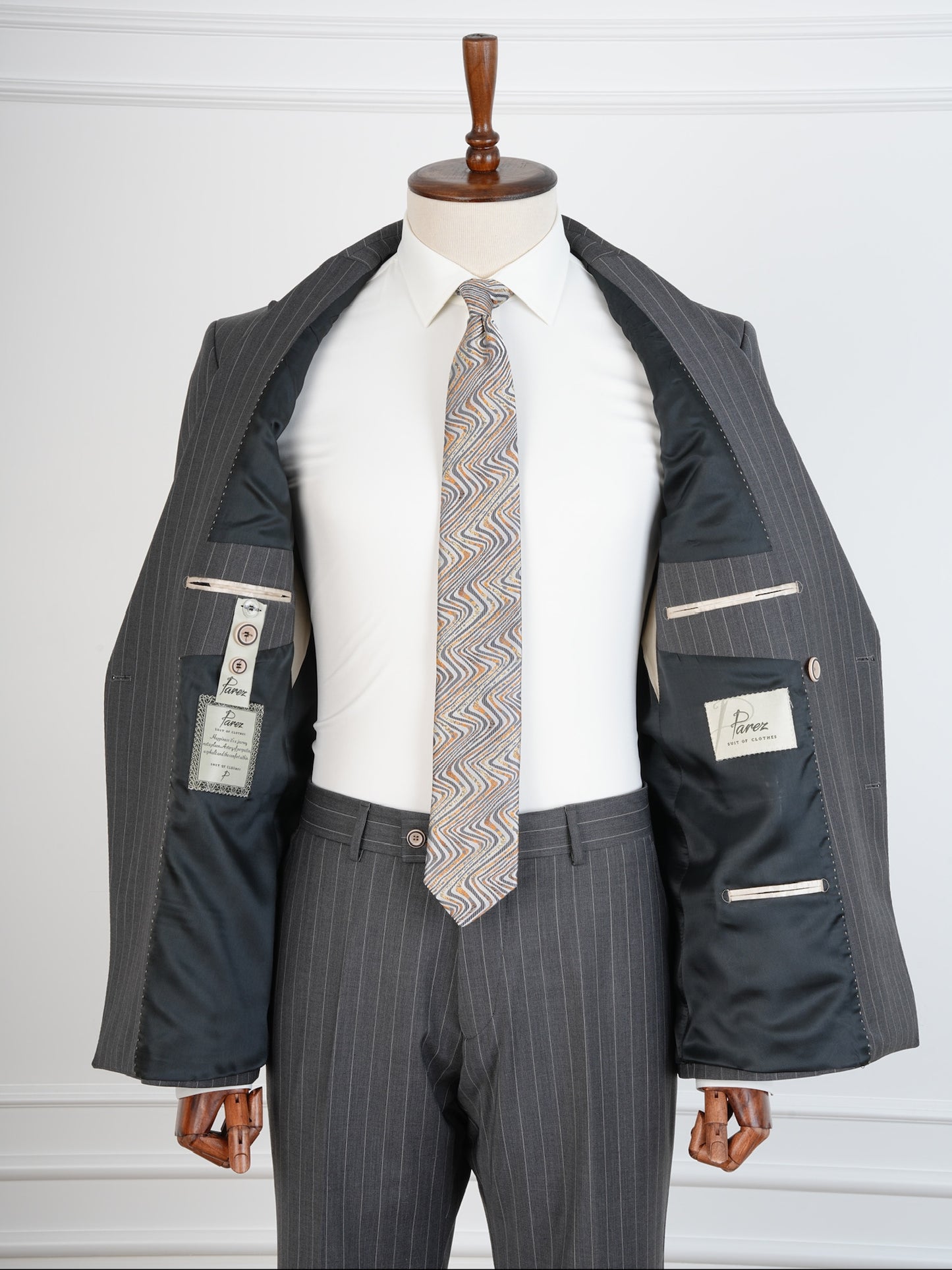 Parez Grey Wool Pinstripe Suit – Double Breasted Slim Fit Business Set