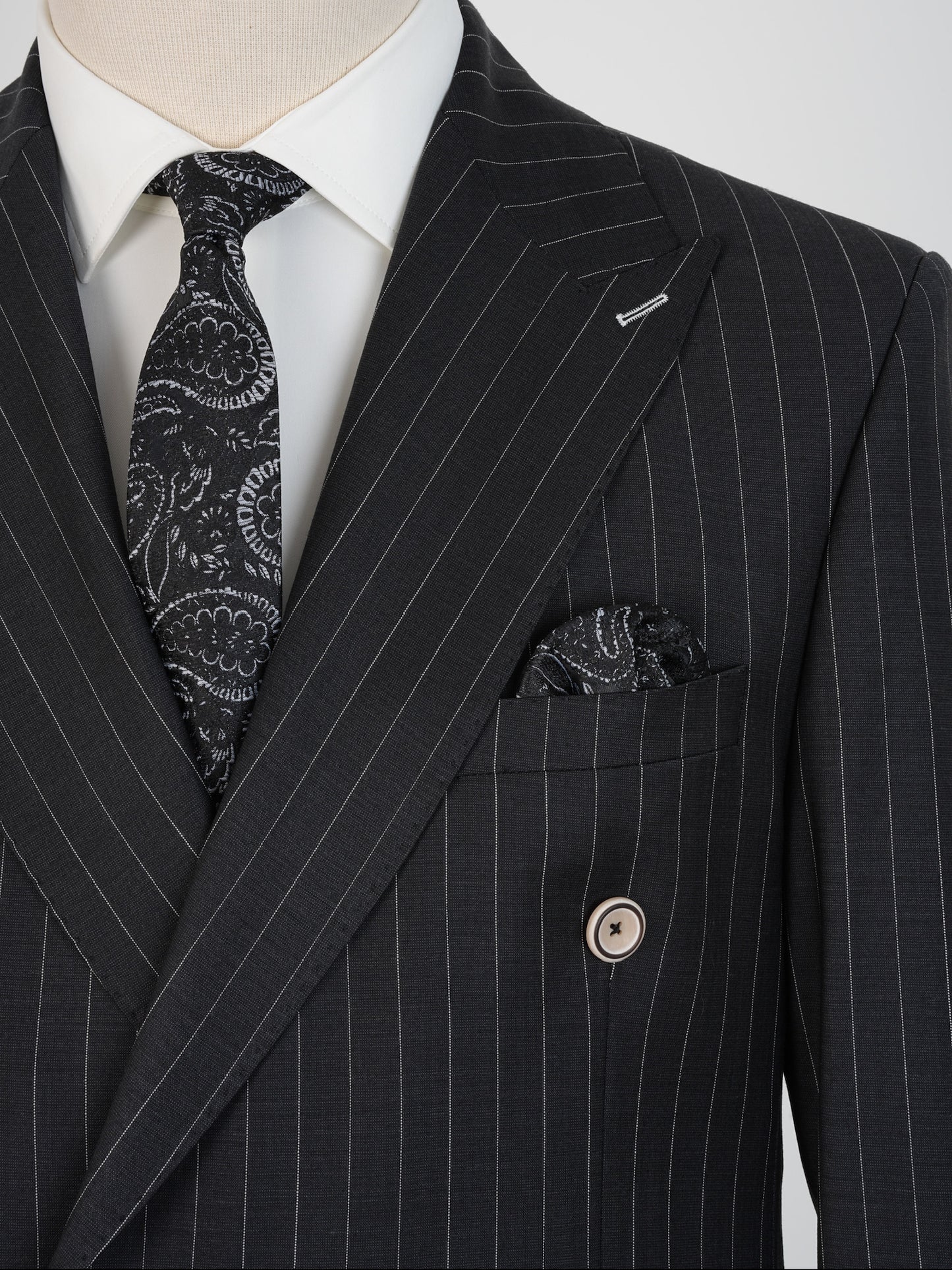 Parez 100% Wool Pinstripe Double-Breasted Suit – Slim Fit Formal Set for Business & Weddings