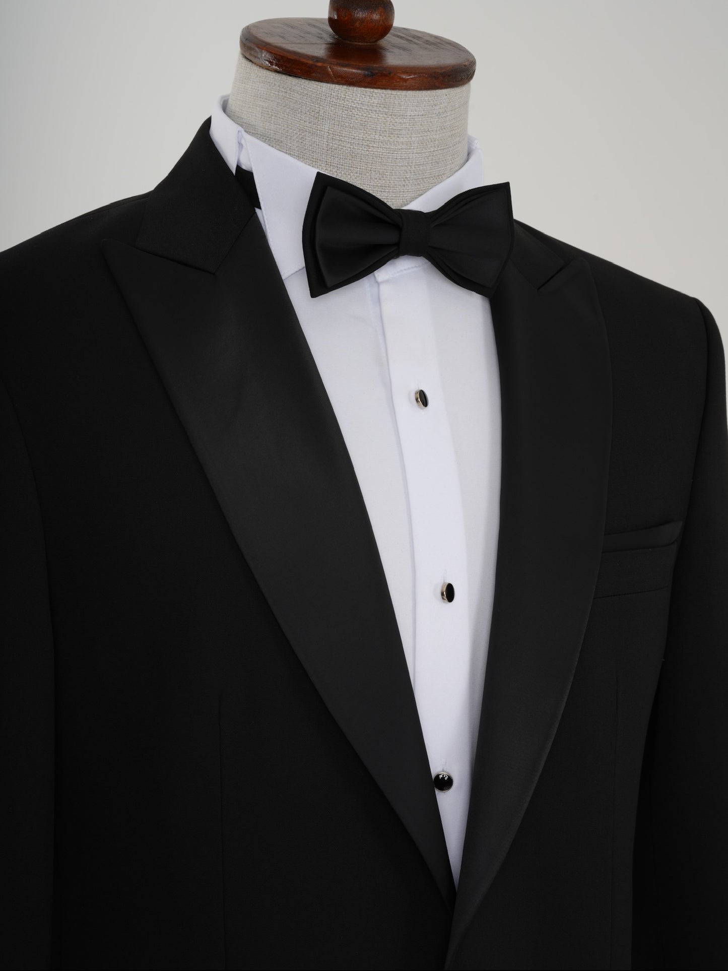 The Regent Black Parez Tuxedo