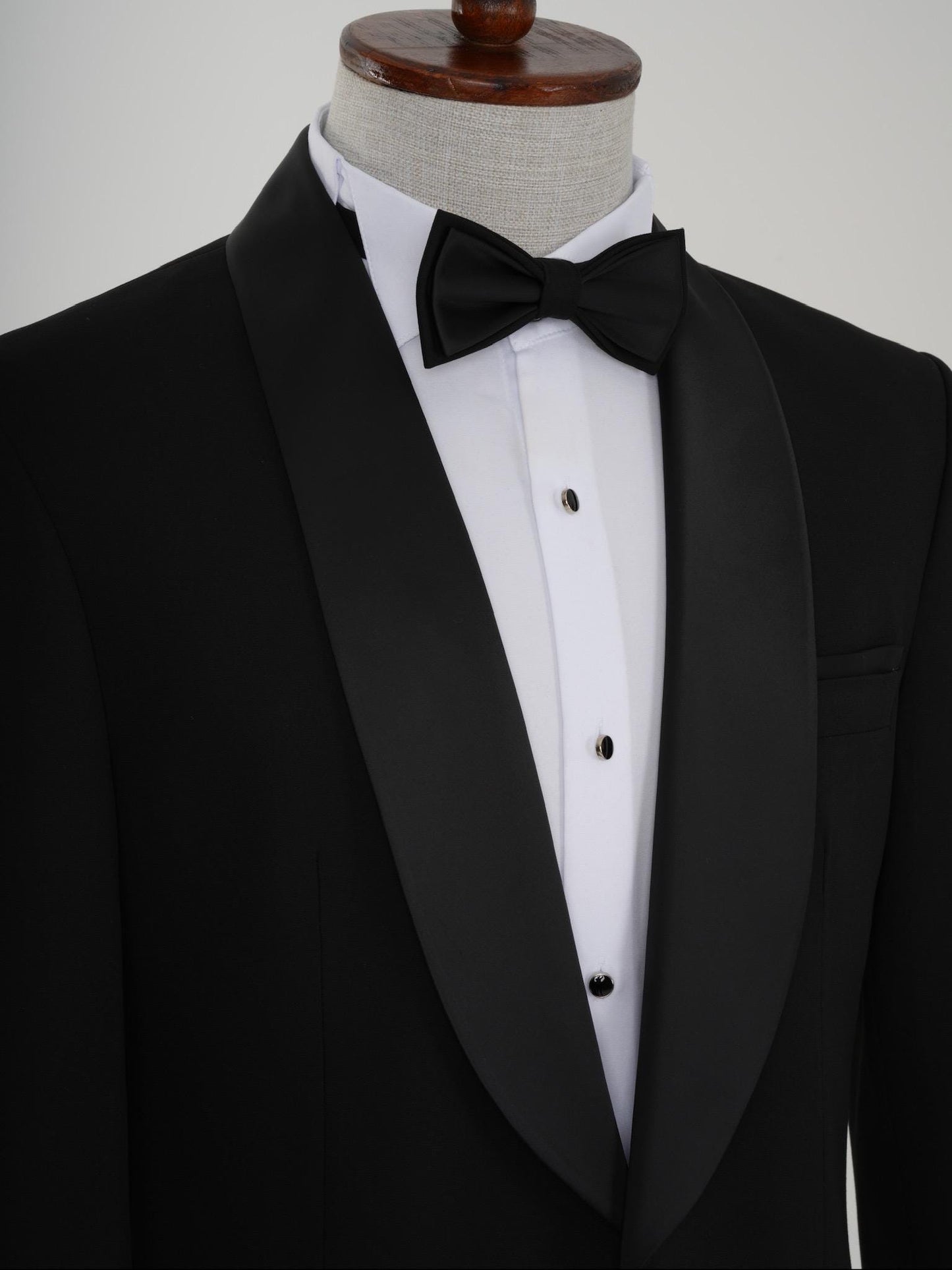 The Bellagio Black Parez Tuxedo