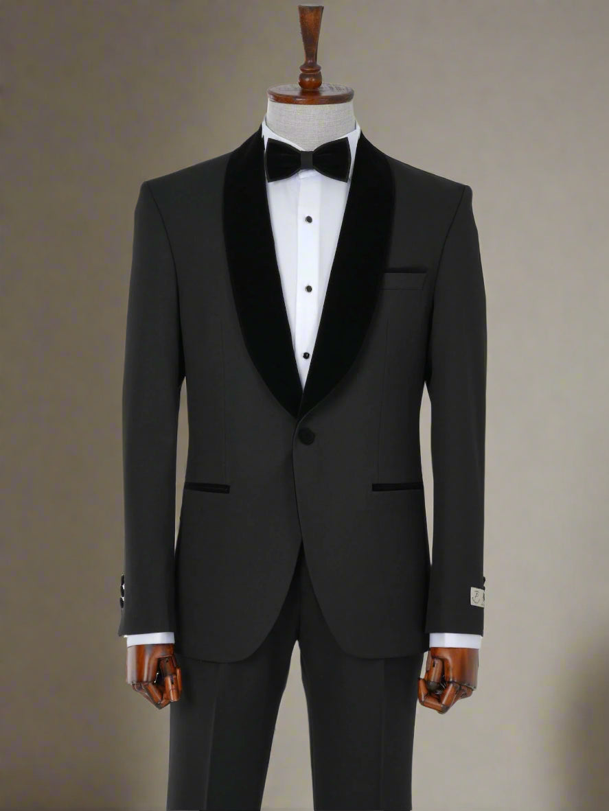 The Verona Black Parez Tuxedo