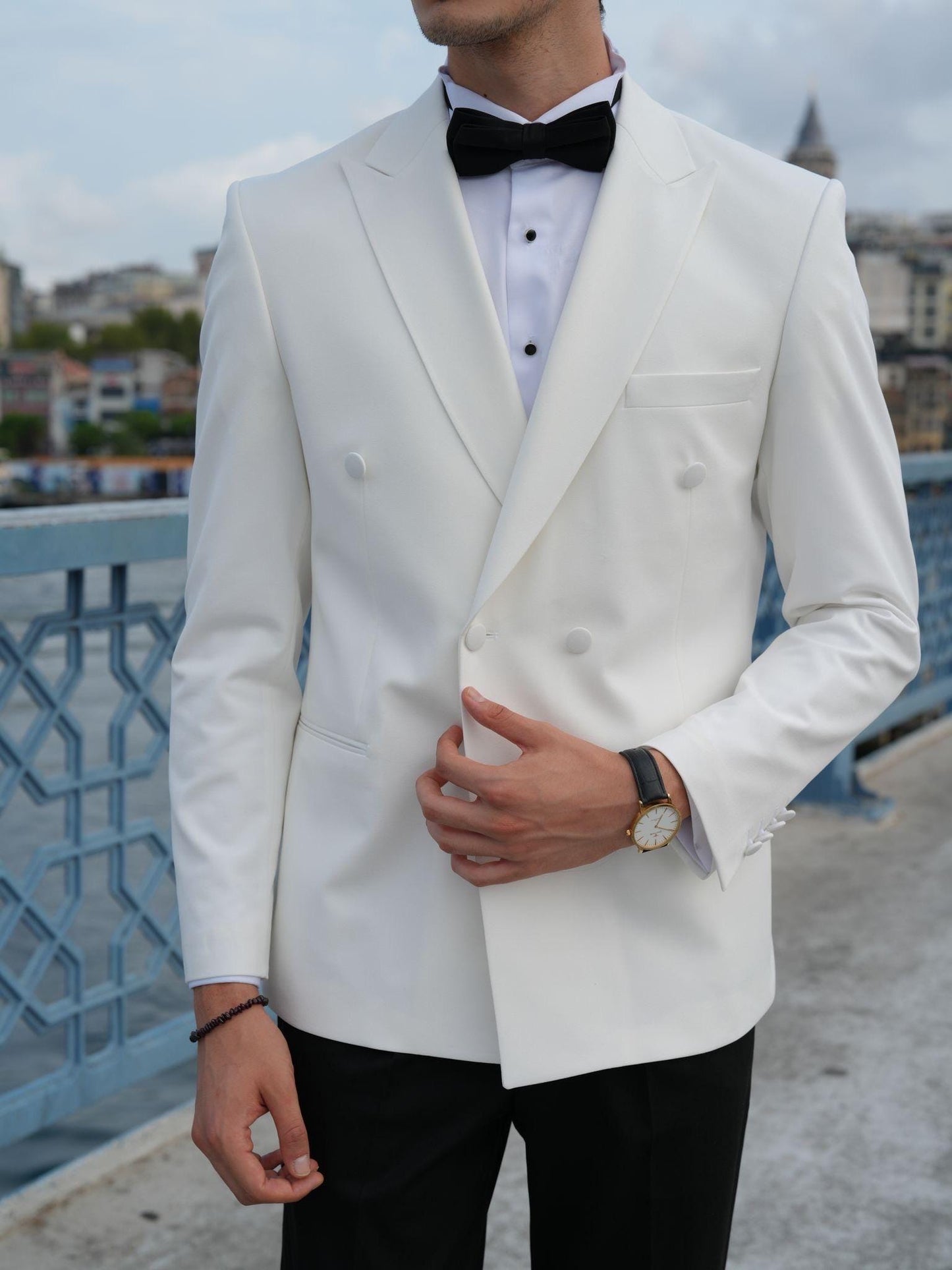 The Arclay White Parez Tuxedo