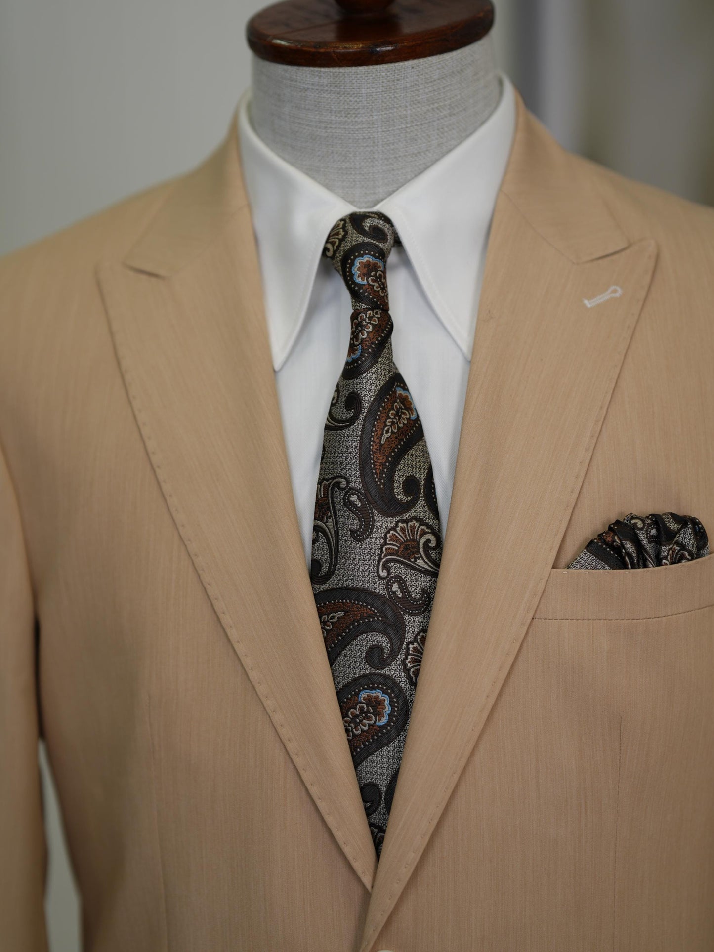 The Dune Parez Blazer