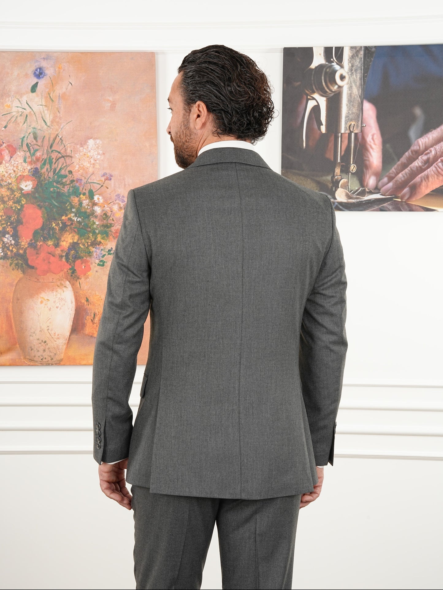 Tailored Fit Light Gray Single Breasted Closure Full Suit