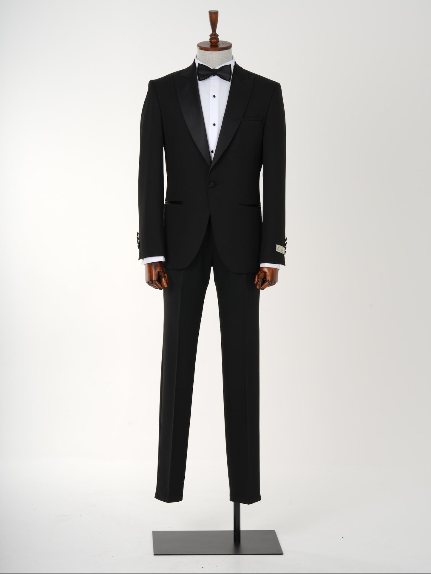 The Regent Black Parez Tuxedo